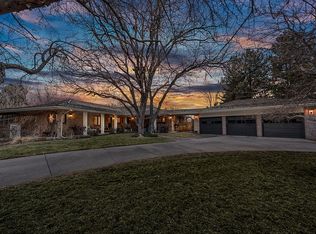 945 Front Range Rd, Littleton, CO 80120