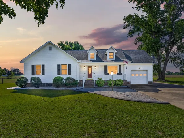 113 Joy Ave, Pikeville, NC 27863