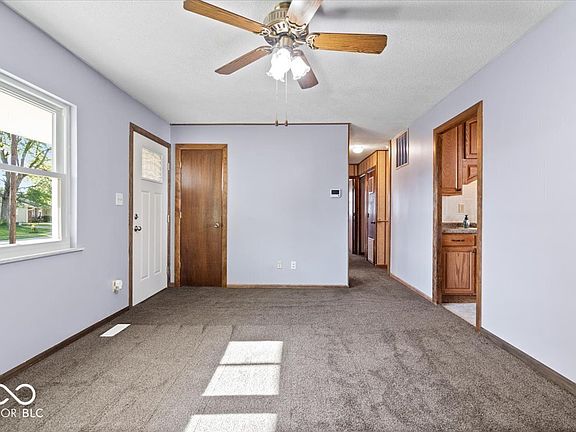 5th image of 1100 Delwood Dr