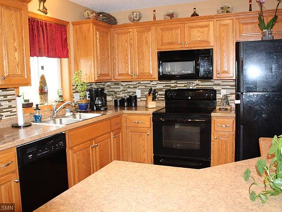 5th image of 1607 Forest Glen Cir