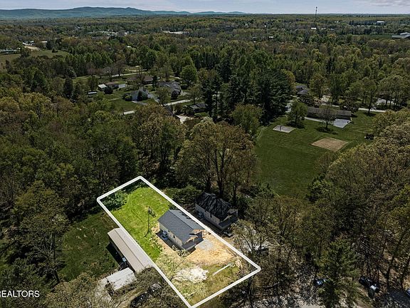 2nd image of 330 Dayton Ave Lot 2