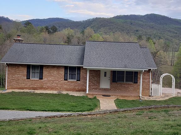 3rd image of 1873 Statler Rd