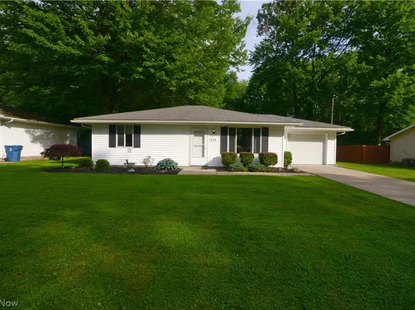 935 5th St, Niles, OH 44446