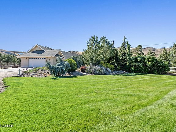 3rd image of 285 Kitts Way