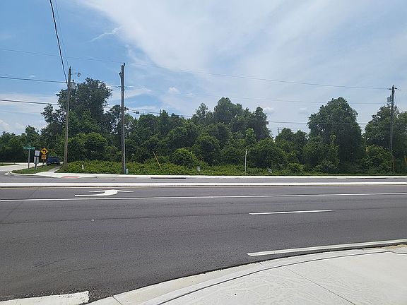 2nd image of 2763 Candler Dr
