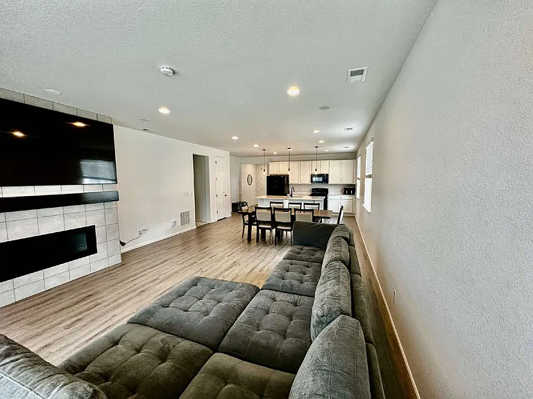 3983 Castle Vista Dr — Photo 7