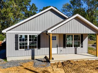 940 Avenue E, Dalton, GA 30721