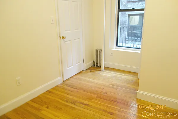 Rented by City Connections Realty | media 35