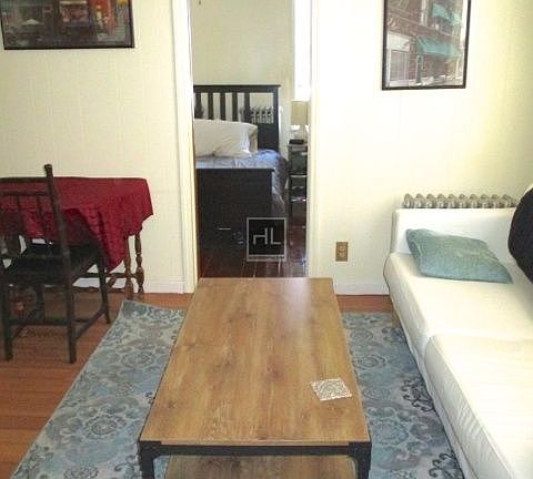 4th image of 3019 Fort Hamilton Pkwy APT 3R
