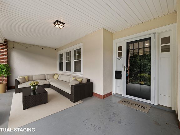 432_Kenneth_Square_006_Virtual Staging_Deck_Patio_09232026