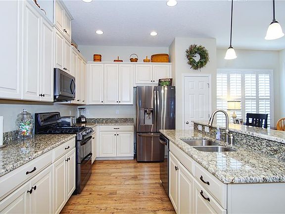 5th image of 11304 Circle Press Ln