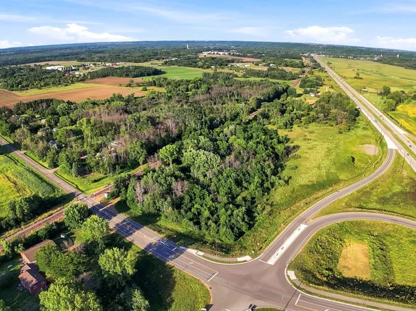 19995 Delaware Ave, Jordan, MN 55352