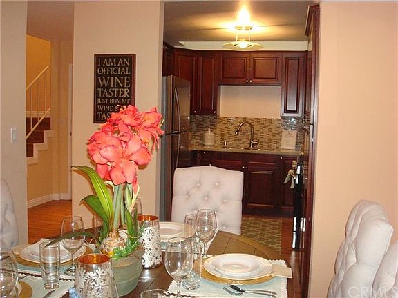 3rd image of 11834 Gilmore St Unit 3