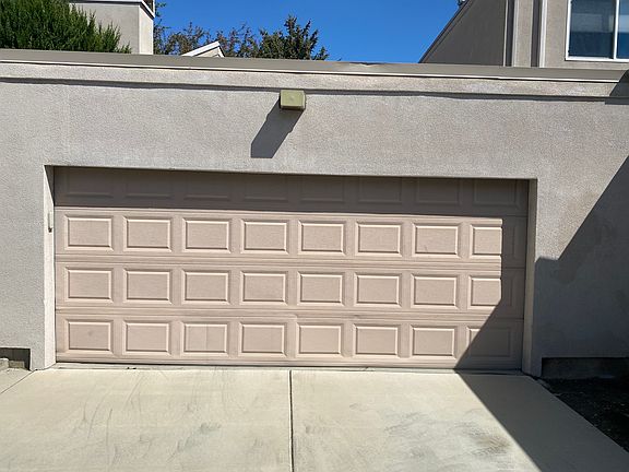 4th image of 5749 S Park Pl W