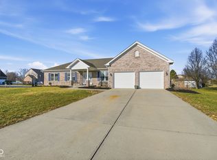 4736 W Harvest Way, New Palestine, IN 46163