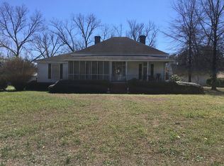 51 W Main St, Gibson, GA 30810