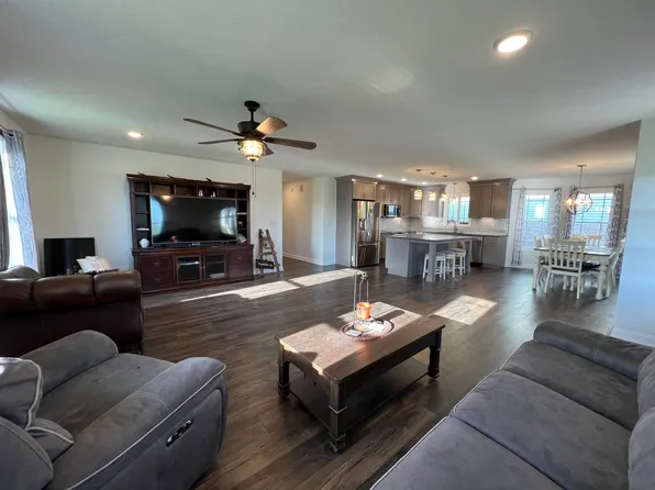 407 Fairholme Way, Winchester, KY 40391