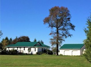 112 Old Pike Ln, Cabot, PA 16023