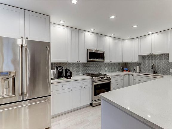 2nd image of 155 Newport J #155