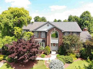 8152 Woodcreek Dr, Florence, KY 41042