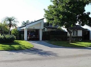 282 Fairway Cir, Weston, FL 33326