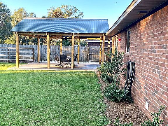 5th image of 4355 Glen Forest Dr