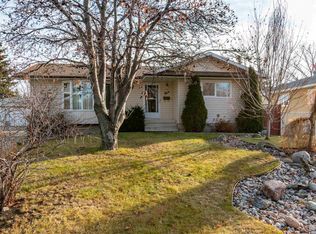 3 Strathcona Pl, Strathcona County, AB T8A 1G1