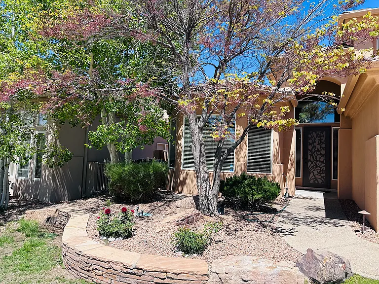 12607 Desert Marigold Ln NE — Photo 3