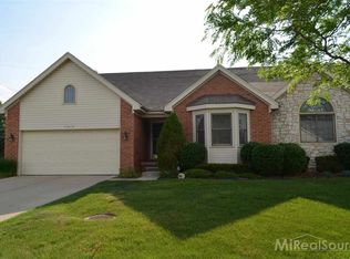 57013 Megan Dr, Washington Twp, MI 48094