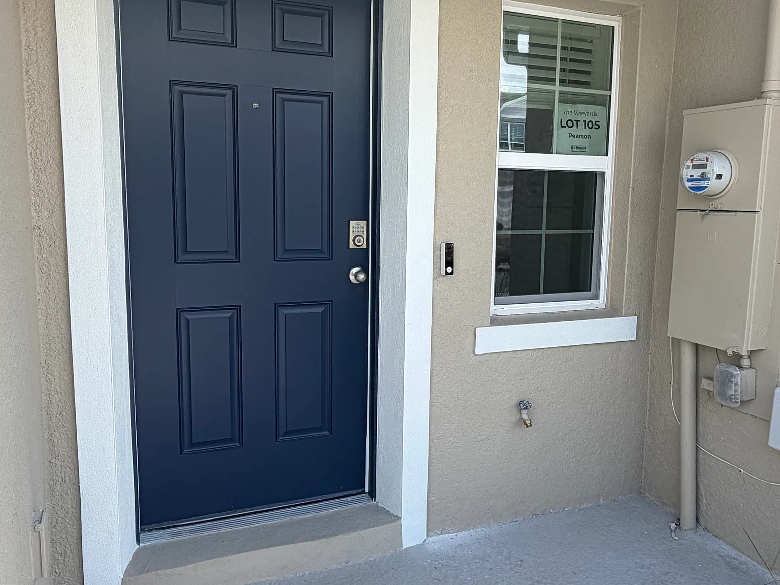 3 bed, 2.5 bath, 1463 sqft, $2,200 — Photo 2