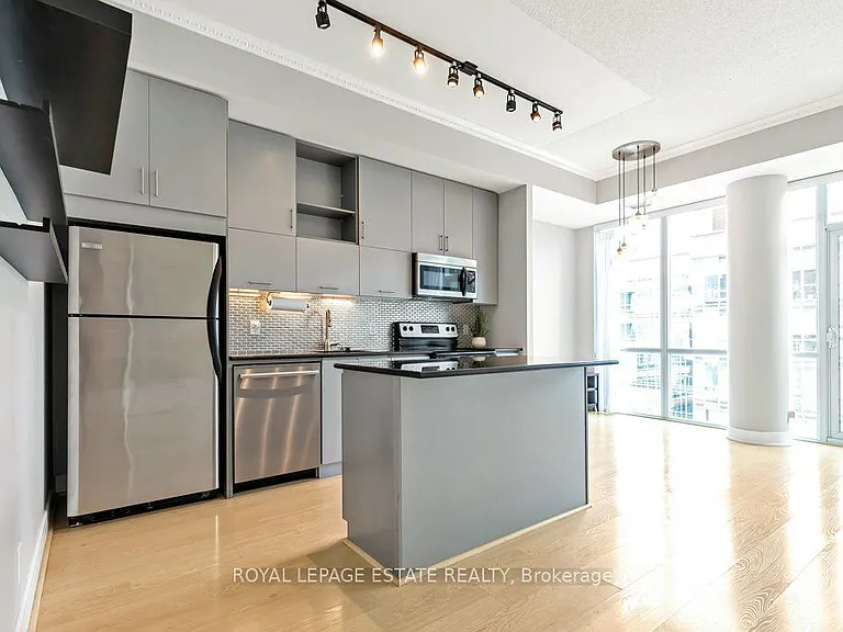 112 George St #S730 — Photo 10