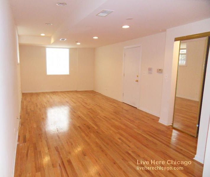 1st image of 900 W Dakin St #914311