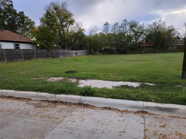 1956 Morris St, Dallas, TX 75212