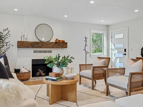 19129 Spring Dr, Sonoma, CA 95476