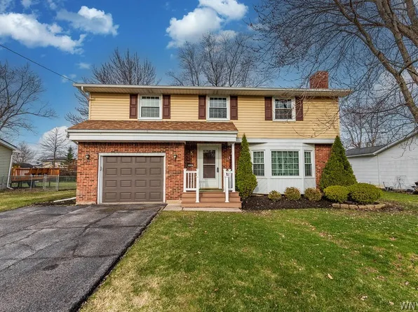 928 Baseline Rd, Grand Island, NY 14072