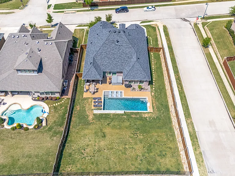 1044 Myers Park Trl — Photo 41