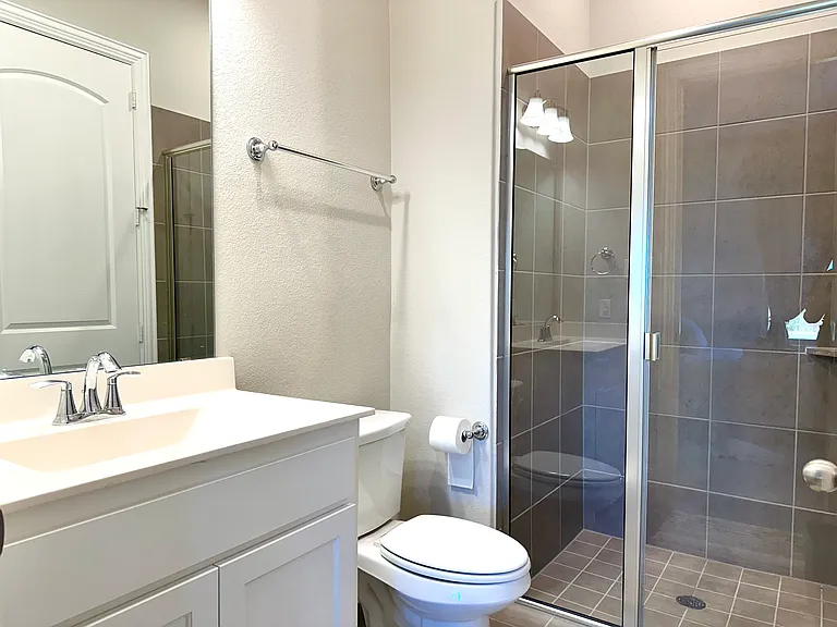 307 Waters Edge Dr — Photo 13