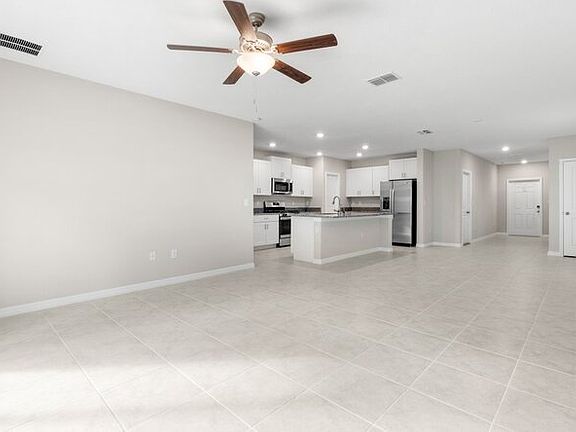 4th image of 5249 White Chicory Dr