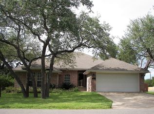 2 Cheyenne Trl, Morgans Pt Resort, TX 76513