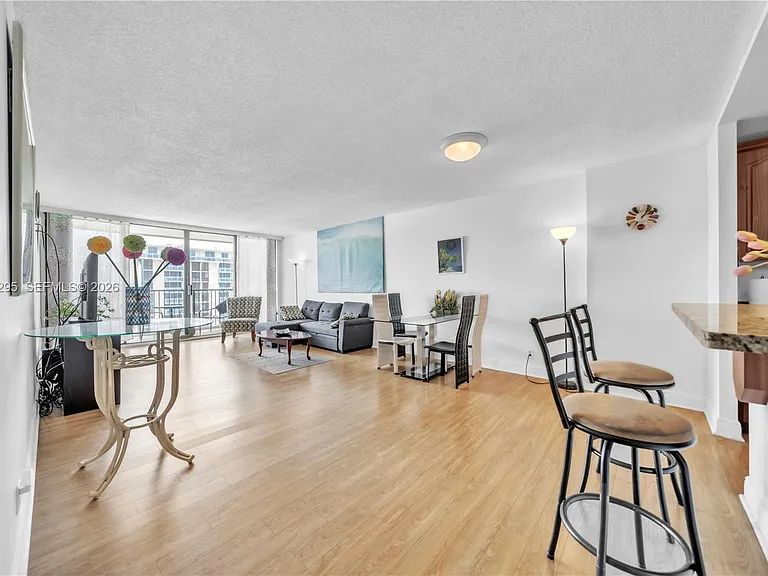 2101 S Ocean Dr #1506 — Photo 2