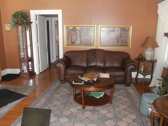 2nd image of 5742 Whitney Ave