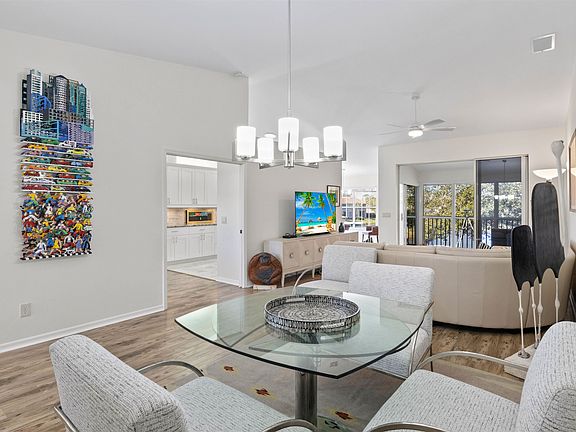 3rd image of 14850 Crystal Cove Ct APT 402