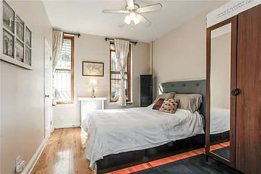 Sold by Avenue Sotheby's International Realty