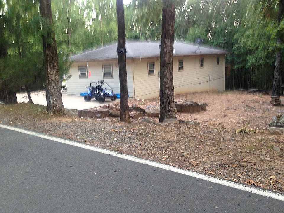2nd image of 109 Lumberjack Ln