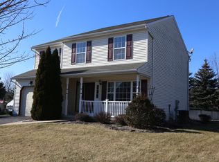 2048 Glen View Dr, Bethlehem, PA 18015
