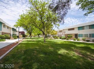 227 Greenbriar Townhouse Way, Las Vegas, NV 89121