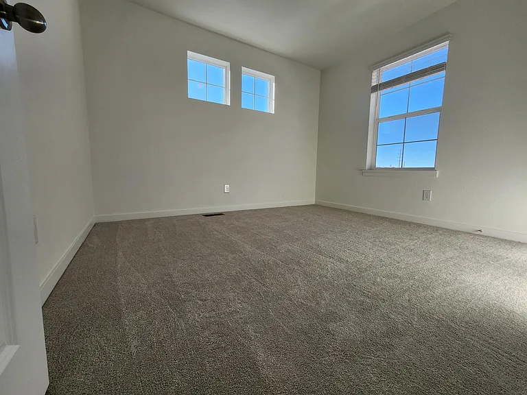 9017 Redfield Ln — Photo 14