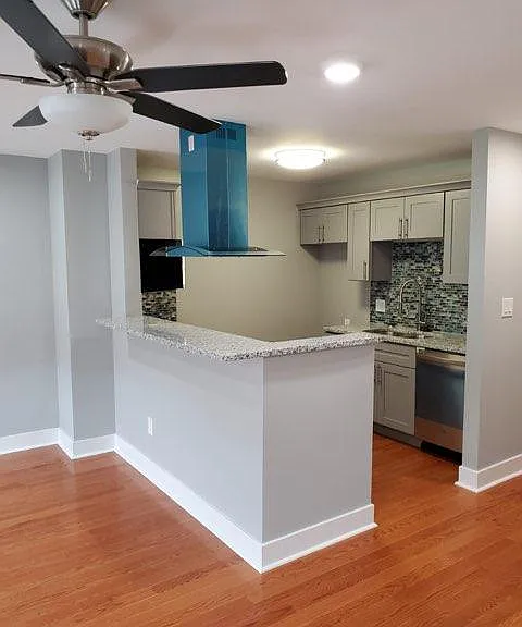 214 E Clifton Ave #2 — Photo 1