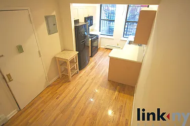 Rented by Link NY Realty