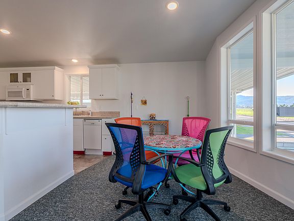 5th image of 2600 Stearns Way Space 22A